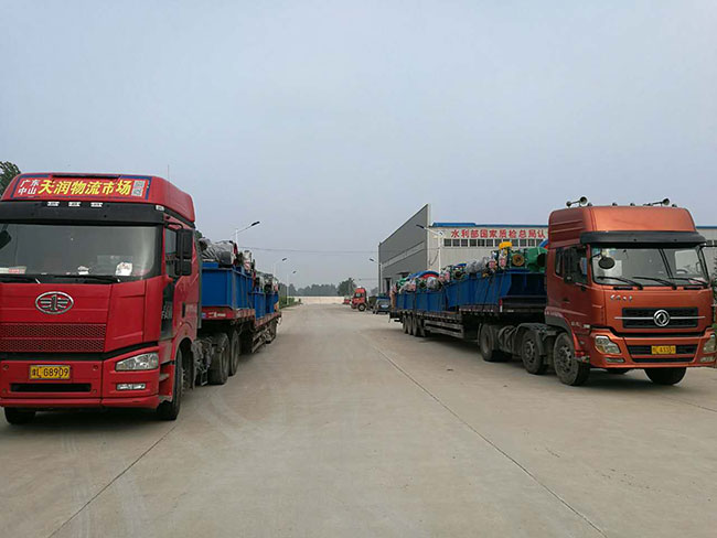 固定卷扬式启闭机